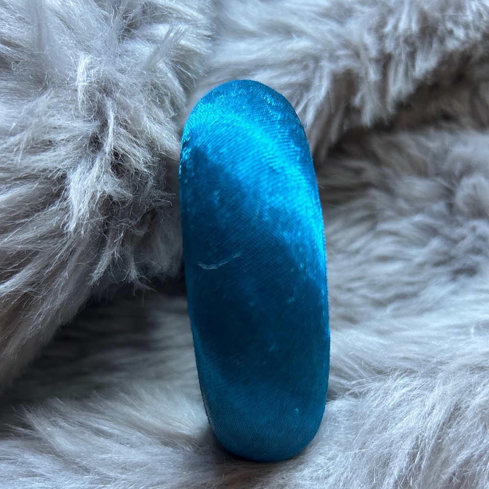 Velvet Blue Bracelet (Mix and Match 2 for $20)